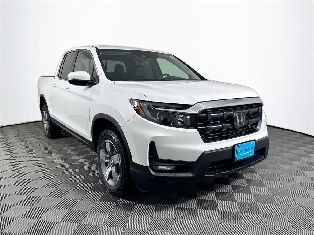 new 2025 Honda Ridgeline car, priced at $42,192