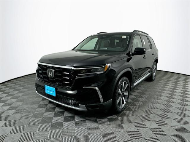 new 2025 Honda Pilot car, priced at $53,205