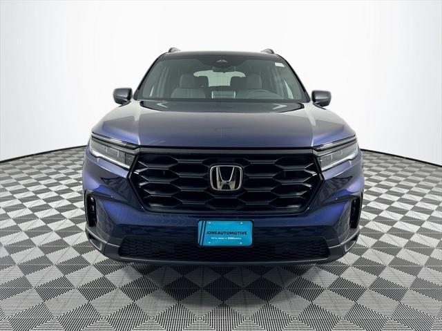 new 2025 Honda Pilot car, priced at $42,695