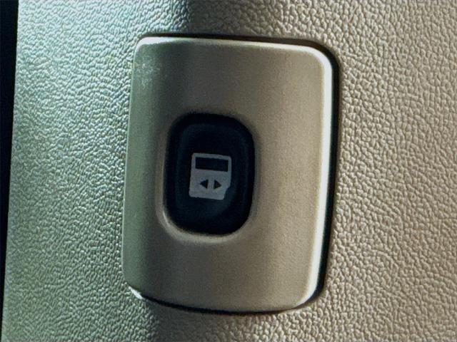 used 2013 Chrysler Town & Country car, priced at $7,997