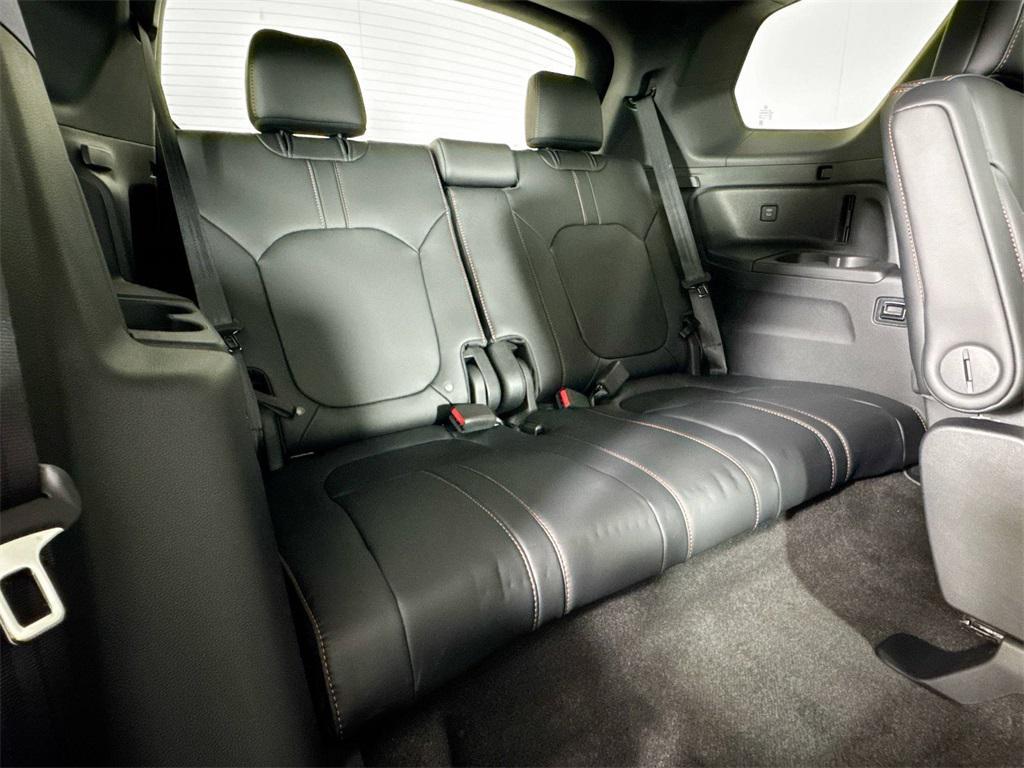 new 2025 Honda Pilot car, priced at $48,895
