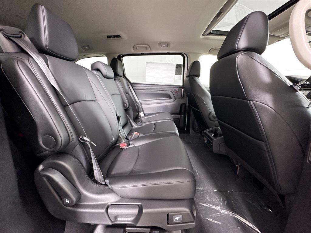 new 2026 Honda Odyssey car, priced at $43,745