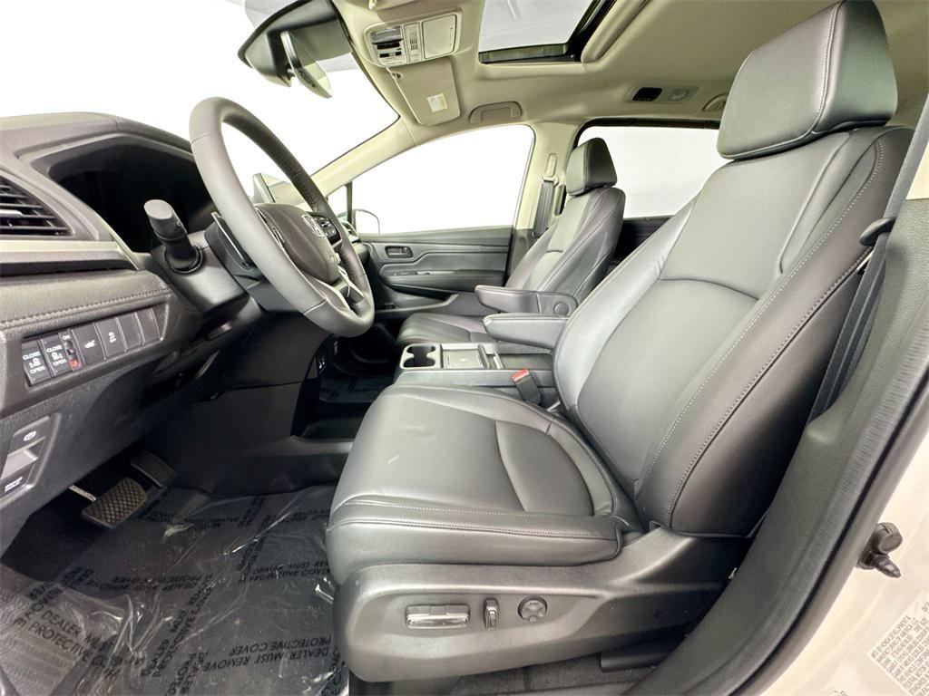 new 2026 Honda Odyssey car, priced at $43,745