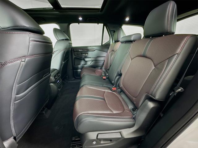 new 2025 Honda Pilot car, priced at $55,215