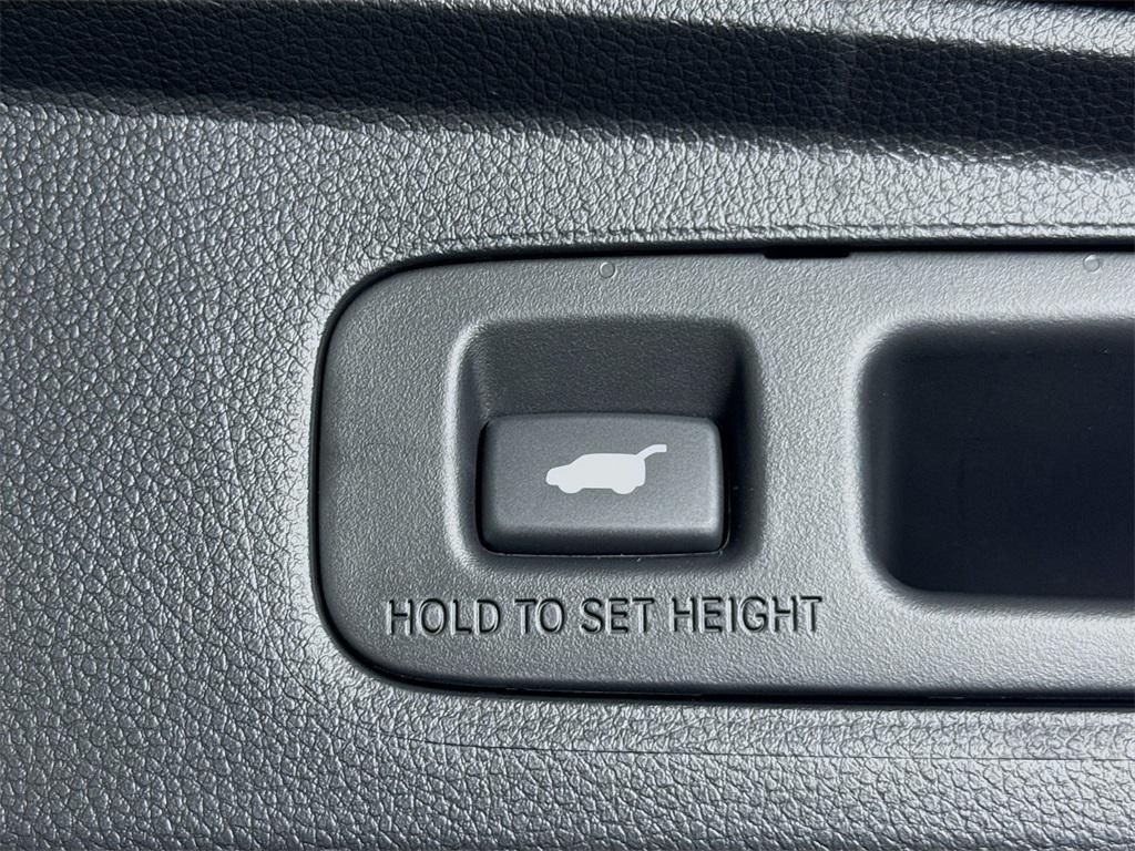 new 2026 Honda CR-V Hybrid car, priced at $40,675