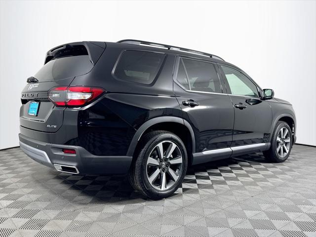 new 2025 Honda Pilot car, priced at $52,530
