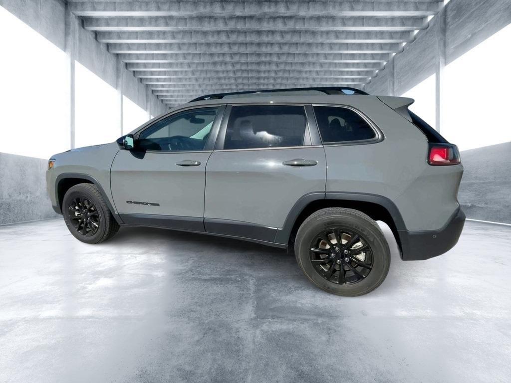 used 2023 Jeep Cherokee car, priced at $27,591