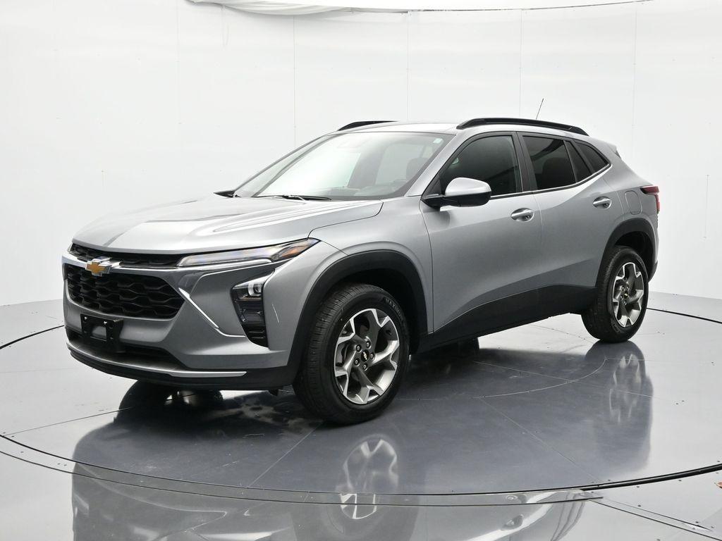 used 2025 Chevrolet Trax car, priced at $26,911