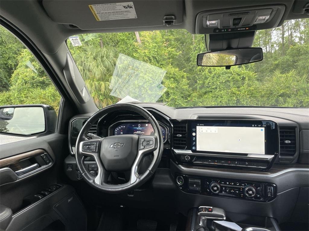 used 2022 Chevrolet Silverado 1500 car, priced at $45,991