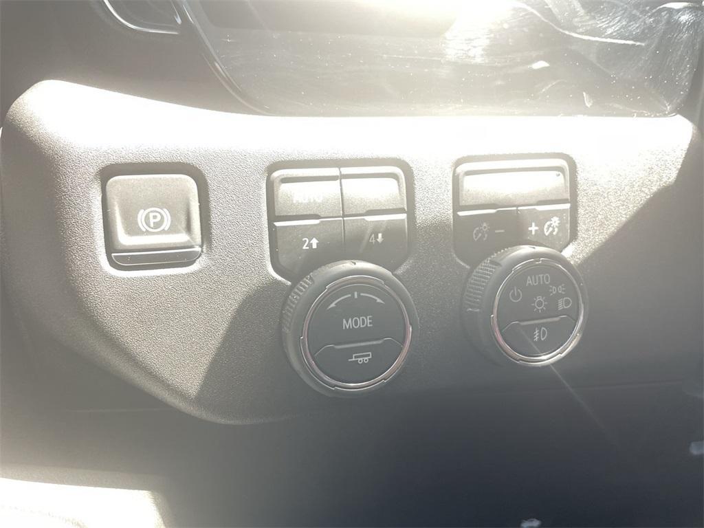used 2024 Chevrolet Silverado 1500 car, priced at $52,991