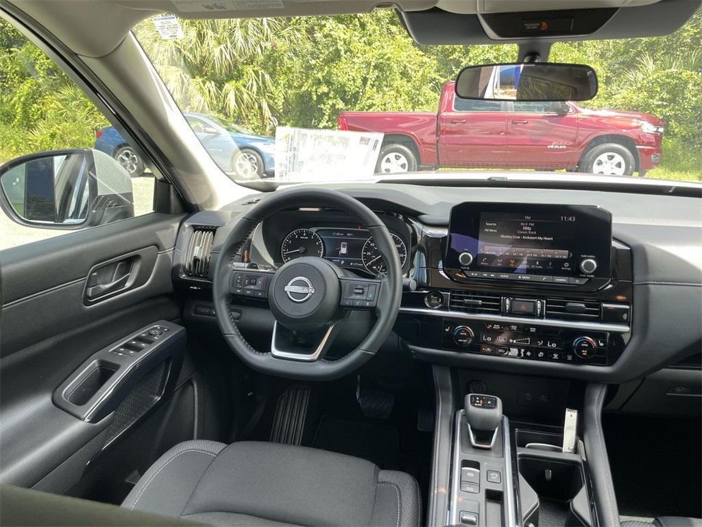 used 2025 Nissan Pathfinder car, priced at $38,991