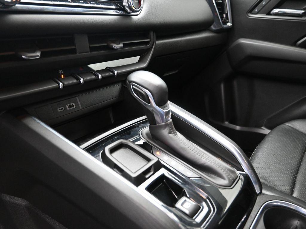 used 2023 GMC Canyon car, priced at $38,991