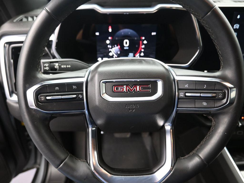 used 2023 GMC Canyon car, priced at $38,991