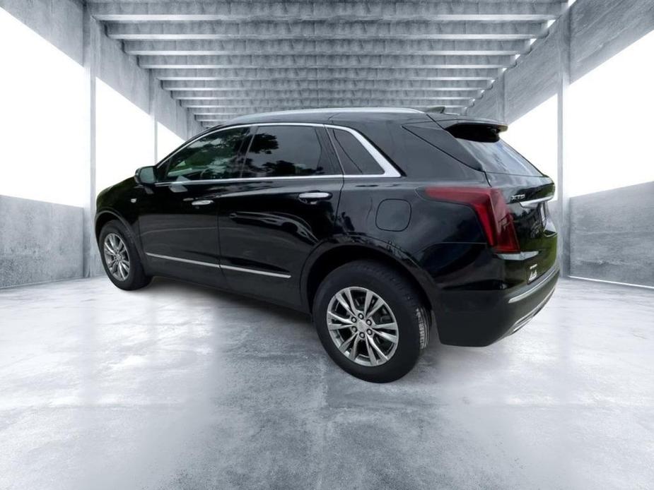 used 2021 Cadillac XT5 car, priced at $36,991