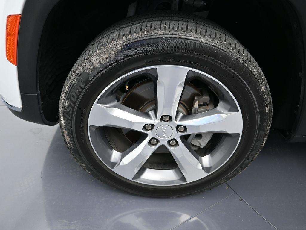 used 2021 Jeep Grand Cherokee L car, priced at $30,991