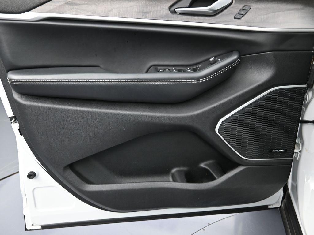 used 2021 Jeep Grand Cherokee L car, priced at $30,991