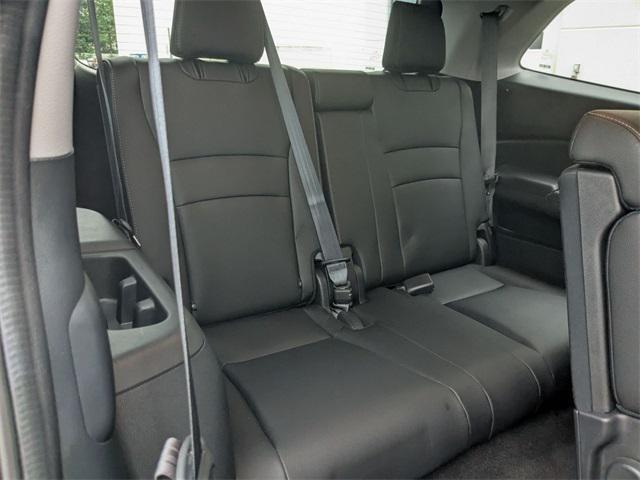 used 2022 Honda Pilot car, priced at $30,800