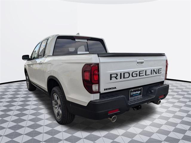 new 2025 Honda Ridgeline car, priced at $42,367