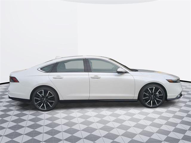new 2025 Honda Accord Hybrid car, priced at $38,052