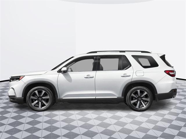 new 2025 Honda Pilot car, priced at $52,715