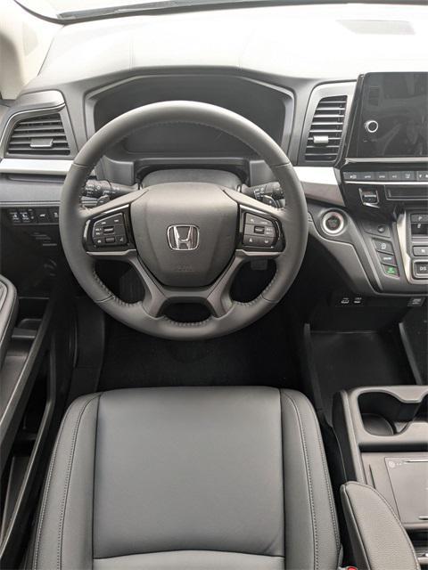 new 2026 Honda Odyssey car, priced at $41,910