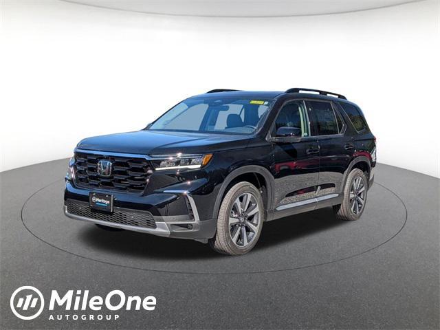 new 2025 Honda Pilot car, priced at $50,222