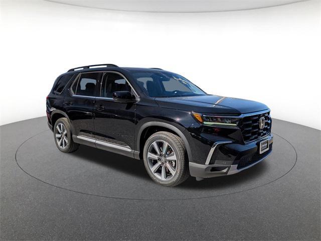 new 2025 Honda Pilot car, priced at $50,222