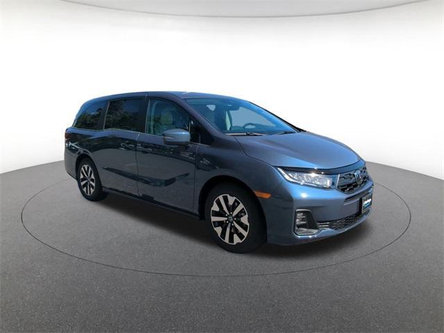 new 2026 Honda Odyssey car, priced at $41,910