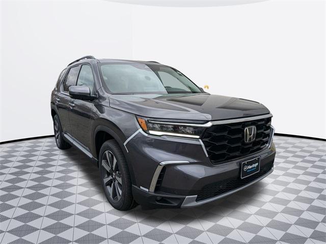 new 2025 Honda Pilot car, priced at $47,231