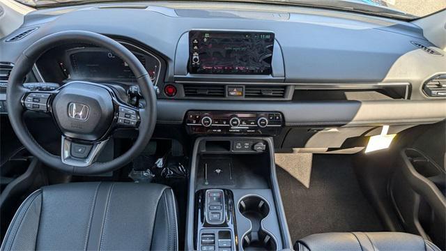 new 2025 Honda Pilot car, priced at $50,222