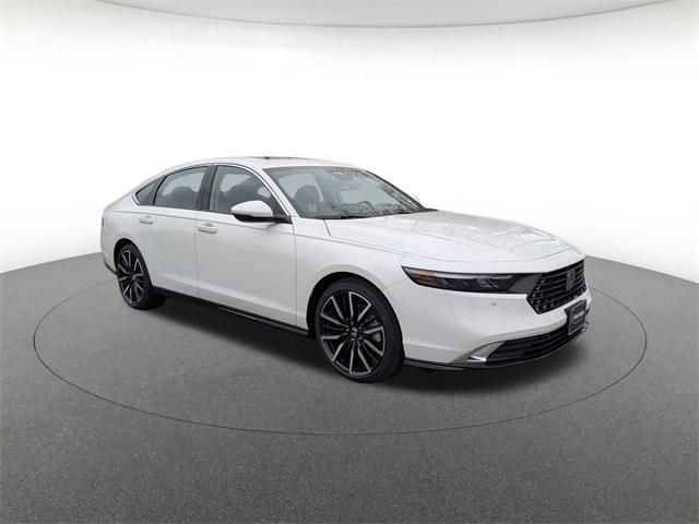 new 2025 Honda Accord Hybrid car, priced at $38,097