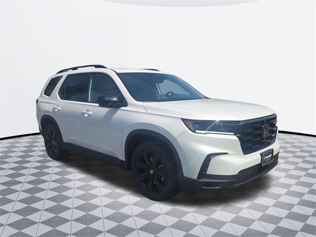 new 2025 Honda Pilot car, priced at $53,853