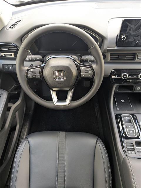 new 2025 Honda Pilot car, priced at $47,703