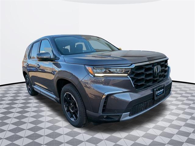 new 2025 Honda Pilot car, priced at $46,413