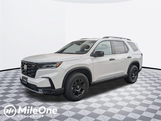 new 2025 Honda Pilot car, priced at $48,259