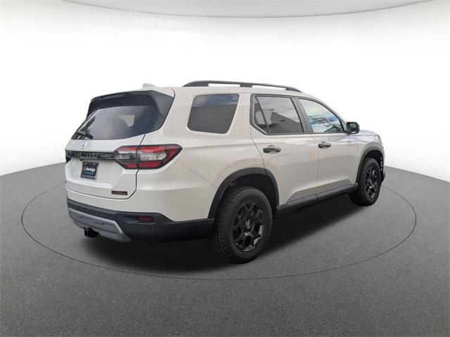 new 2025 Honda Pilot car, priced at $48,259