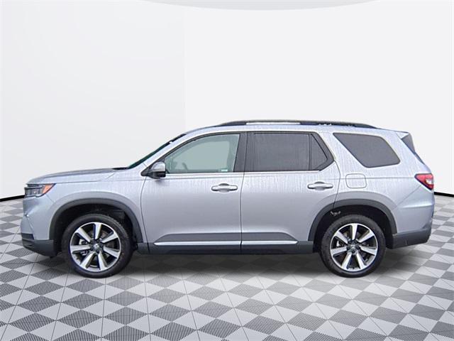 new 2025 Honda Pilot car, priced at $51,377