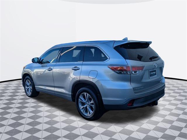 used 2016 Toyota Highlander car, priced at $20,300