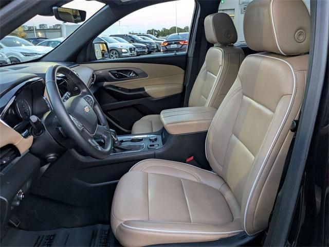 used 2023 Chevrolet Traverse car, priced at $35,500