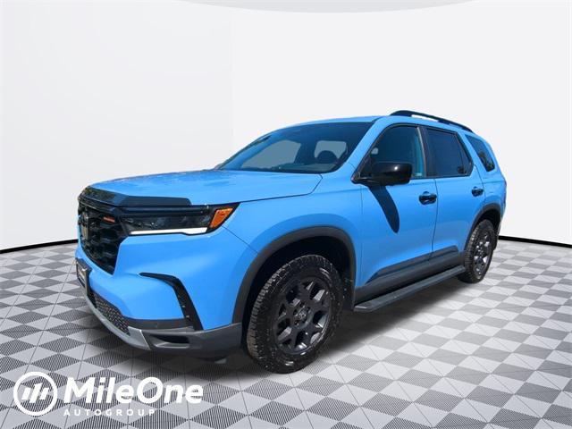 used 2025 Honda Pilot car, priced at $42,000