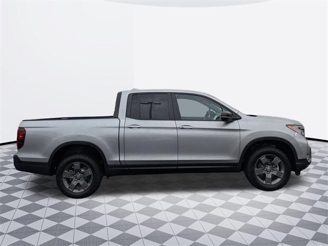 new 2025 Honda Ridgeline car, priced at $44,237