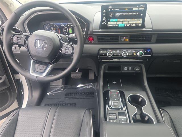 used 2025 Honda Pilot car, priced at $49,000