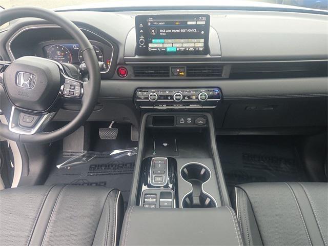 used 2025 Honda Pilot car, priced at $49,000
