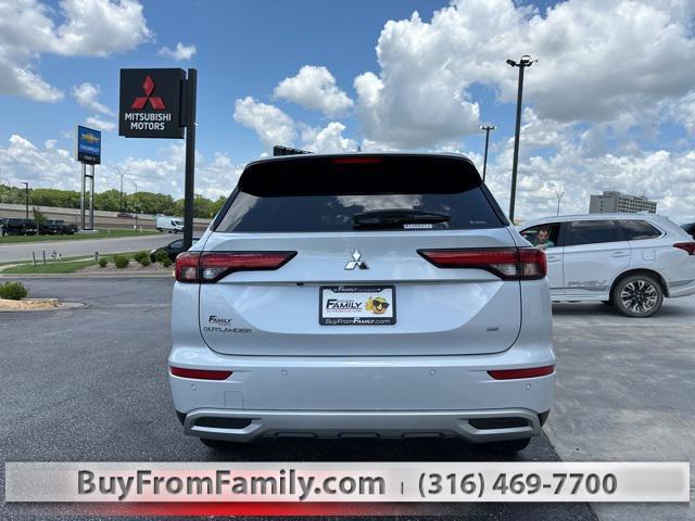 new 2024 Mitsubishi Outlander car, priced at $35,812