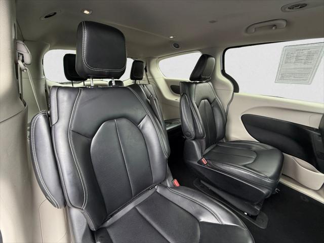 used 2023 Chrysler Pacifica Hybrid car, priced at $25,500