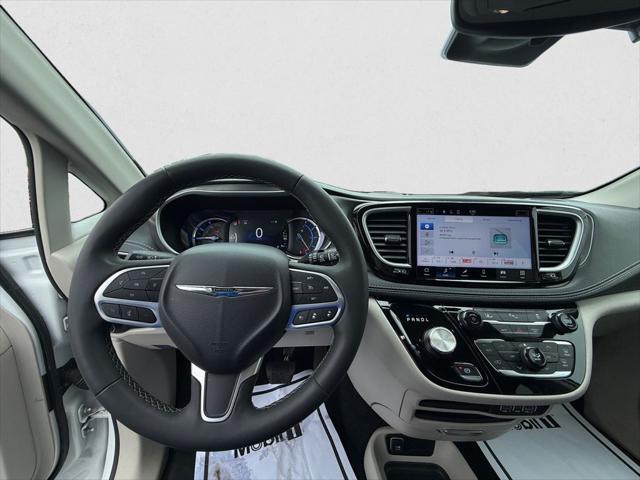 used 2023 Chrysler Pacifica Hybrid car, priced at $25,500