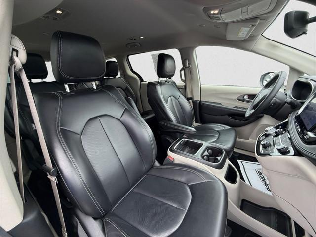 used 2023 Chrysler Pacifica Hybrid car, priced at $25,500