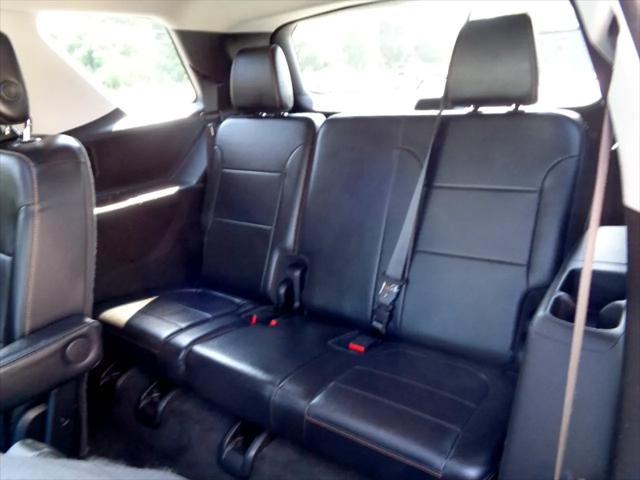 used 2018 Chevrolet Traverse car, priced at $16,995