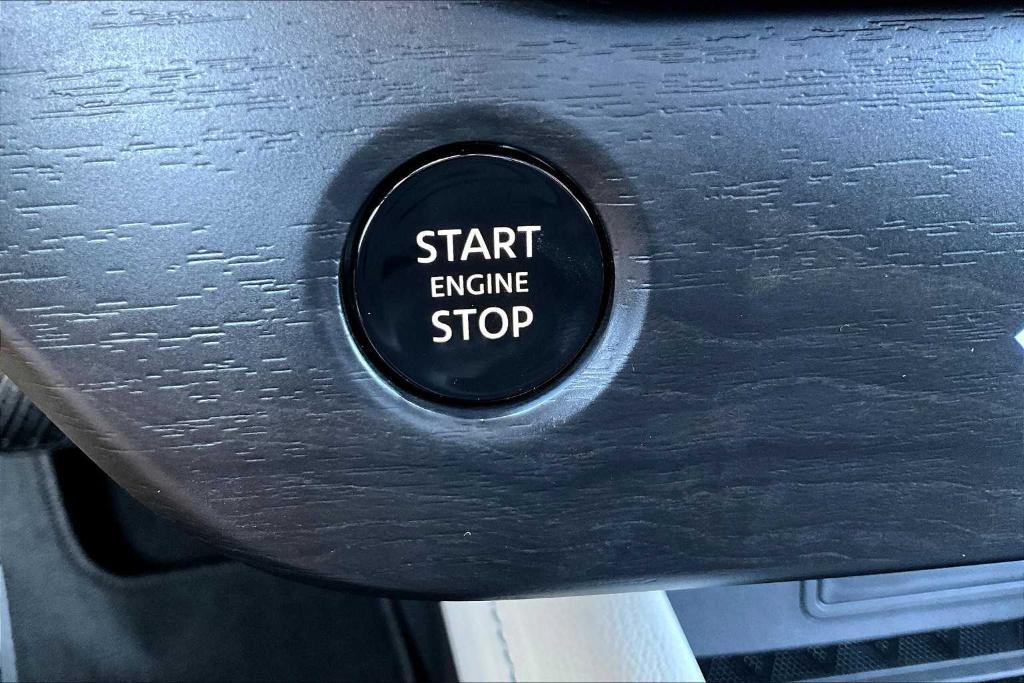 new 2025 Nissan Murano car, priced at $46,321