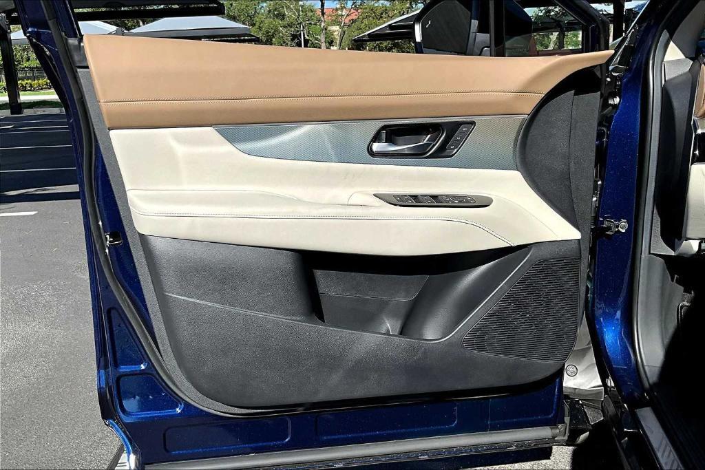 new 2025 Nissan Murano car, priced at $46,321